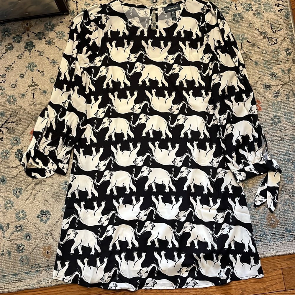 NWT Black & White Elephant Day Parade Shift Dress🐘 - Picture 6 of 16
